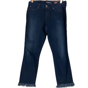 Level 99 Lily Crop Skinny Straight Dark‎ Wash Jeans